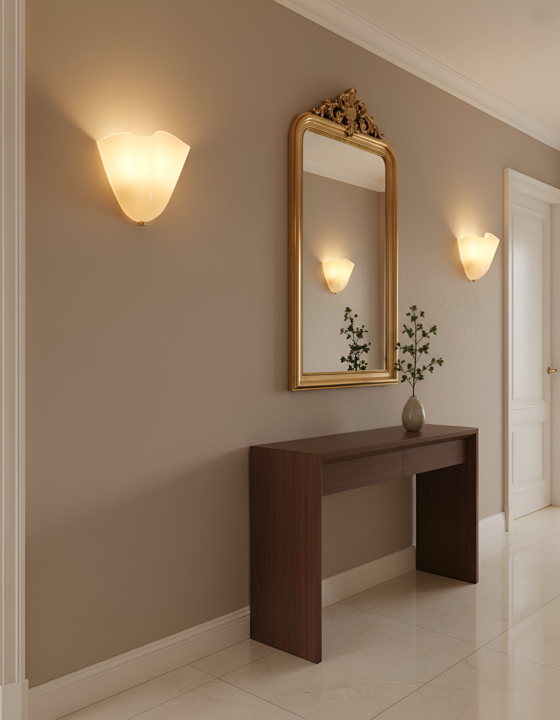 Elegant Glass Shell Wall Sconce - Decorative Tulip Shaped Wall Light