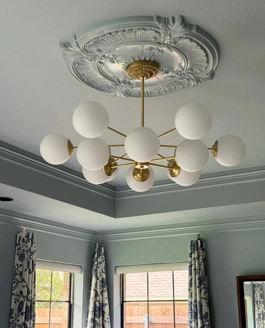 Modern 6/8/12-Glass Globes Pendant Chandelier
